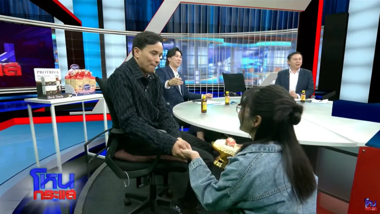 โม นำพวงมาลัยไหว้ขอขมา ประจักษ์ชัย ทำนายห้างร้องไห้ ยอมกลืนเลือดตัวเอง (คลิป)