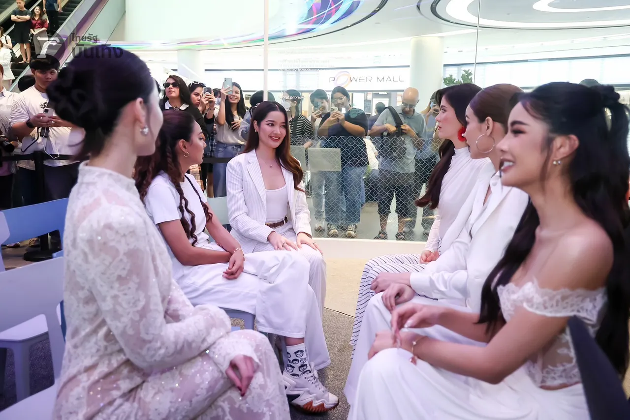 มารีญา-ฟ้าใส แท็กทีม อุ้ม-มีนา ร่วมเสวนาวันสตรีสากลกับ Mirror Thailand