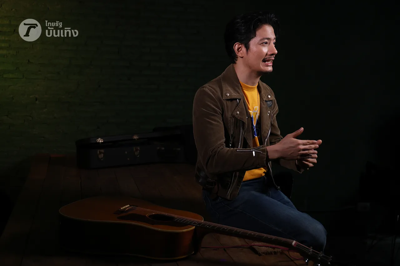 เป้ อารักษ์ เปิดมุมมองของผู้ชายวัย 40 เรื่องชีวิตและความรัก 'ผมไม่คิดจะแต่งงาน' (คลิป)