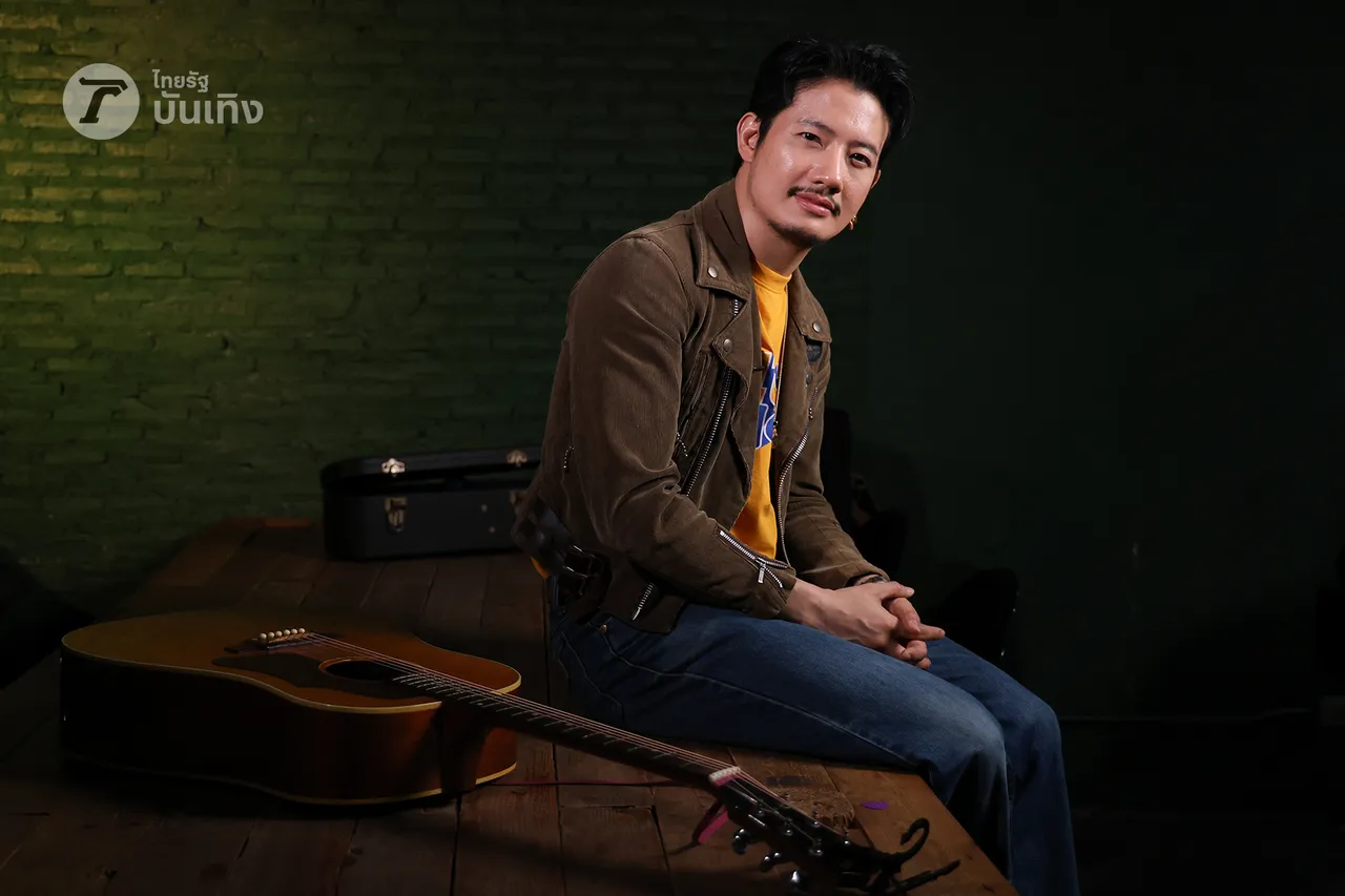 เป้ อารักษ์ เปิดมุมมองของผู้ชายวัย 40 เรื่องชีวิตและความรัก 'ผมไม่คิดจะแต่งงาน' (คลิป)