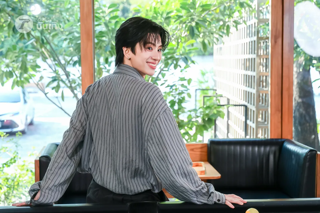 ไทแทน เปิดภาพหน้าจอมือถือสุดปังที่ได้จาก ลิซ่า และที่มาของรอยสักบนตัว (คลิป)