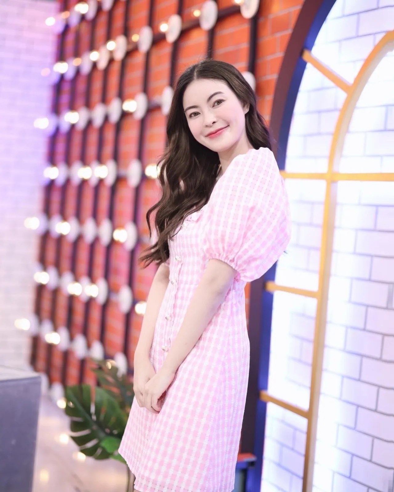 ไม่ต้องเดา! เอวา ปวรวรรณ เฉลยแล้ว คนที่ใหญ่สุดในบ้าน 13 ชั้นคือแม่ (คลิป)