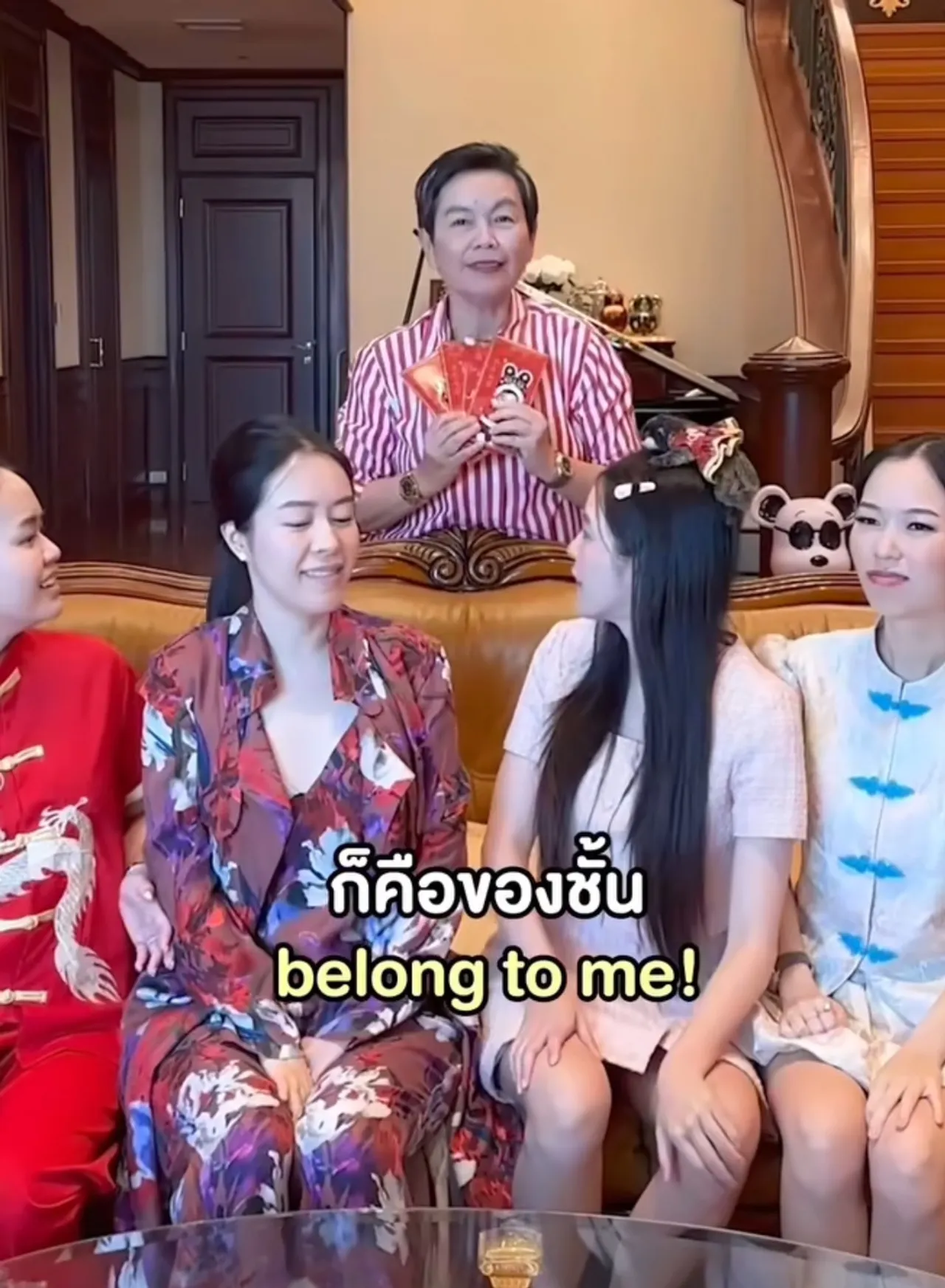 ไม่ต้องเดา! เอวา ปวรวรรณ เฉลยแล้ว คนที่ใหญ่สุดในบ้าน 13 ชั้นคือแม่ (คลิป)