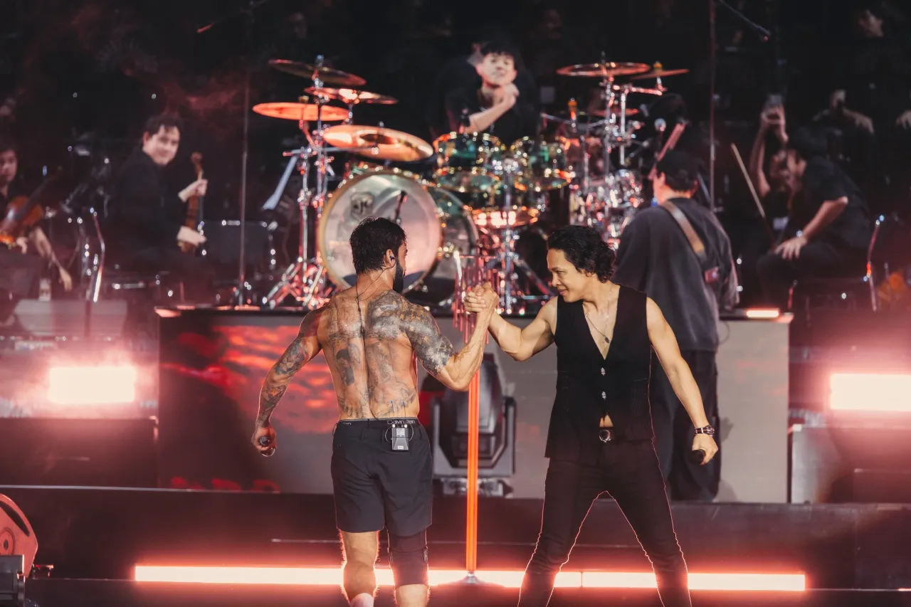 COCKTAIL จารึกประวัติศาสตร์ราชมังฯ ถ่ายทอดเพลงฮิต ความมัน และโมเมนต์ที่น่าจดจำกว่า 22 ปี