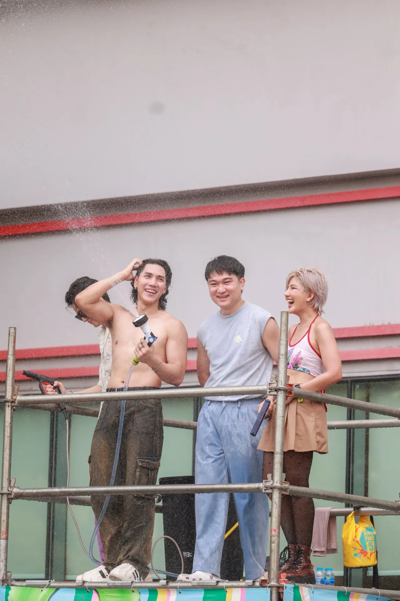 มันส์สุดขีดกับฟรีคอนเสิร์ตจากศิลปินดังตลอด 3 วัน ปักหมุดแลนด์มาร์กสงกรานต์ เปียกฉ่ำลืมร้อน 