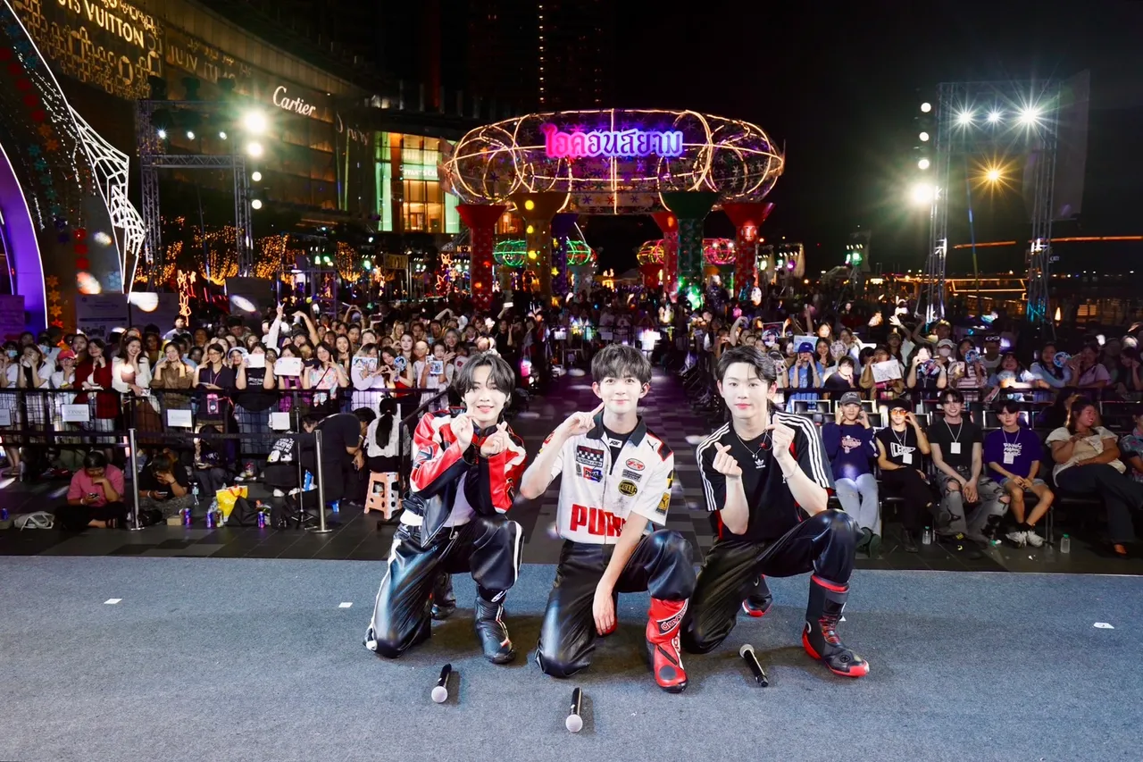 ลีน่า-หมิว จับคู่สวยหวาน แปลงโฉมเป็นนางสงกรานต์ สืบสานวัฒนธรรมประเพณีไทย