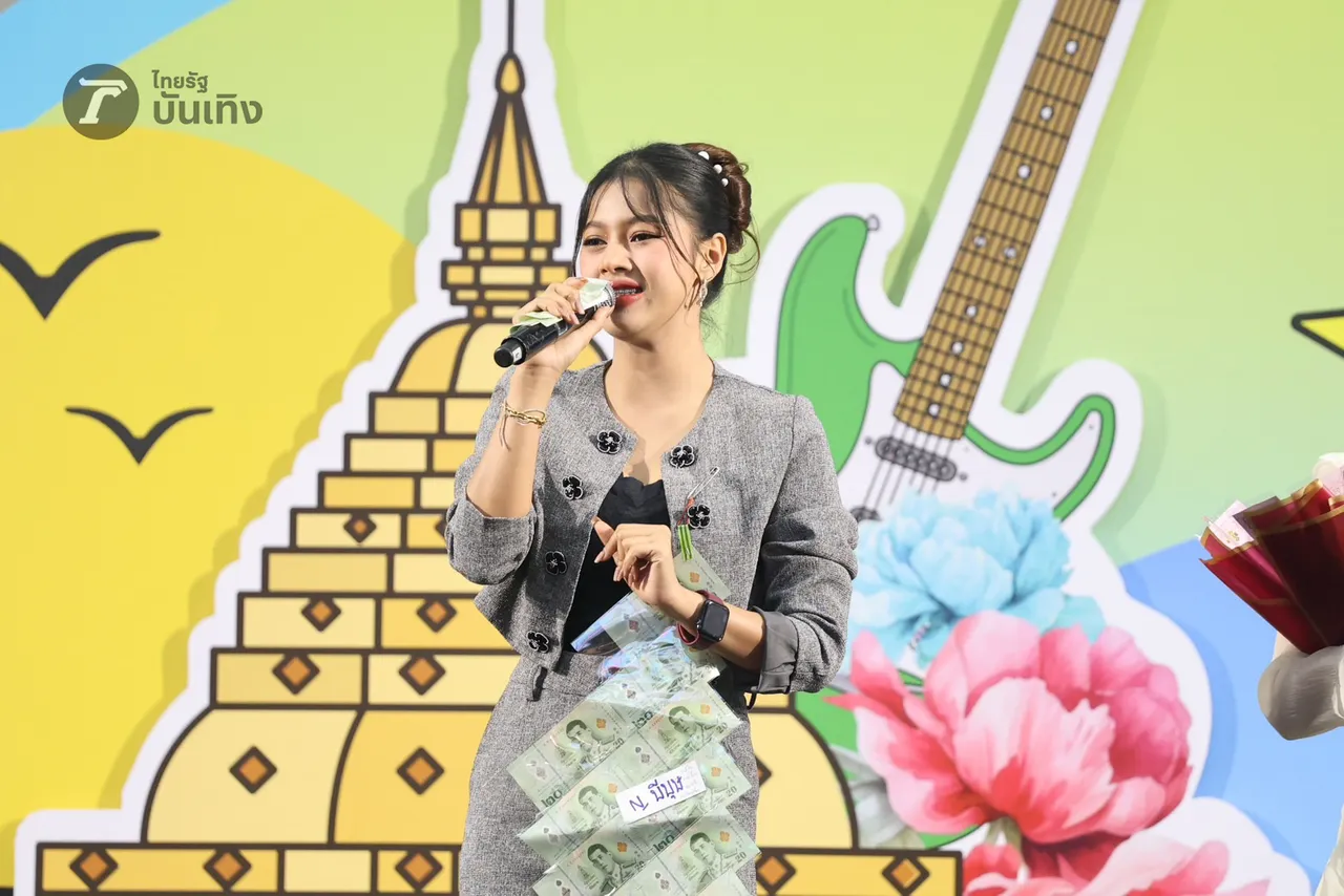 ระเบียบวาทะศิลป์ ยกทัพมามอบความสนุกสุดฟินให้แฟนๆ ในมินิคอนเสิร์ตที่งานไทยรัฐแฟร์