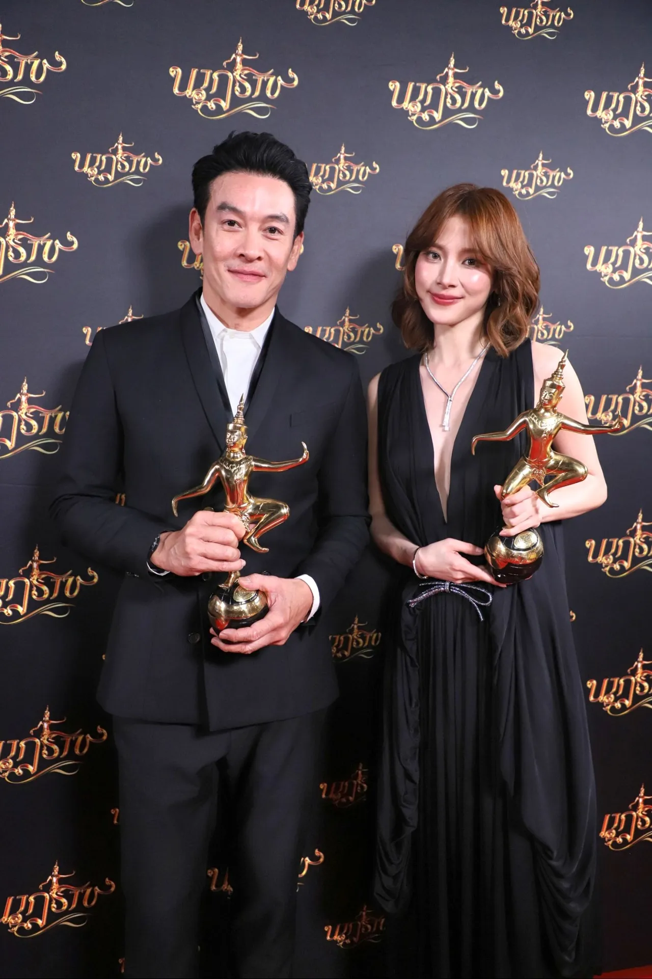 สรุปผลรางวัลนาฏราช ครั้งที่ 16 "ใบเฟิร์น" คว้านำหญิง 2 รางวัล "ชาคริต" นำชายยอดเยี่ยม