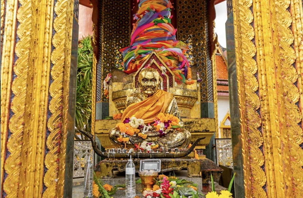 ปีจอ หลวงปู่ทวด วัดช้างให้