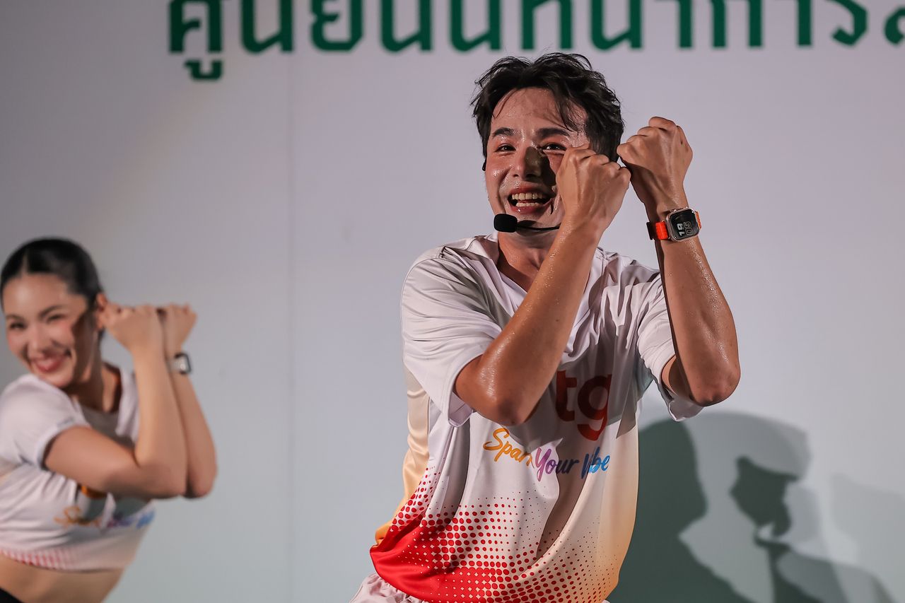ทีม The Diva Thailand นำโดยครูมิ่วมิ่ว ขึ้นเวทีสาดความมันส์เต้นแอโรบิกฟรีสไตล์แบบไม่ยั้ง