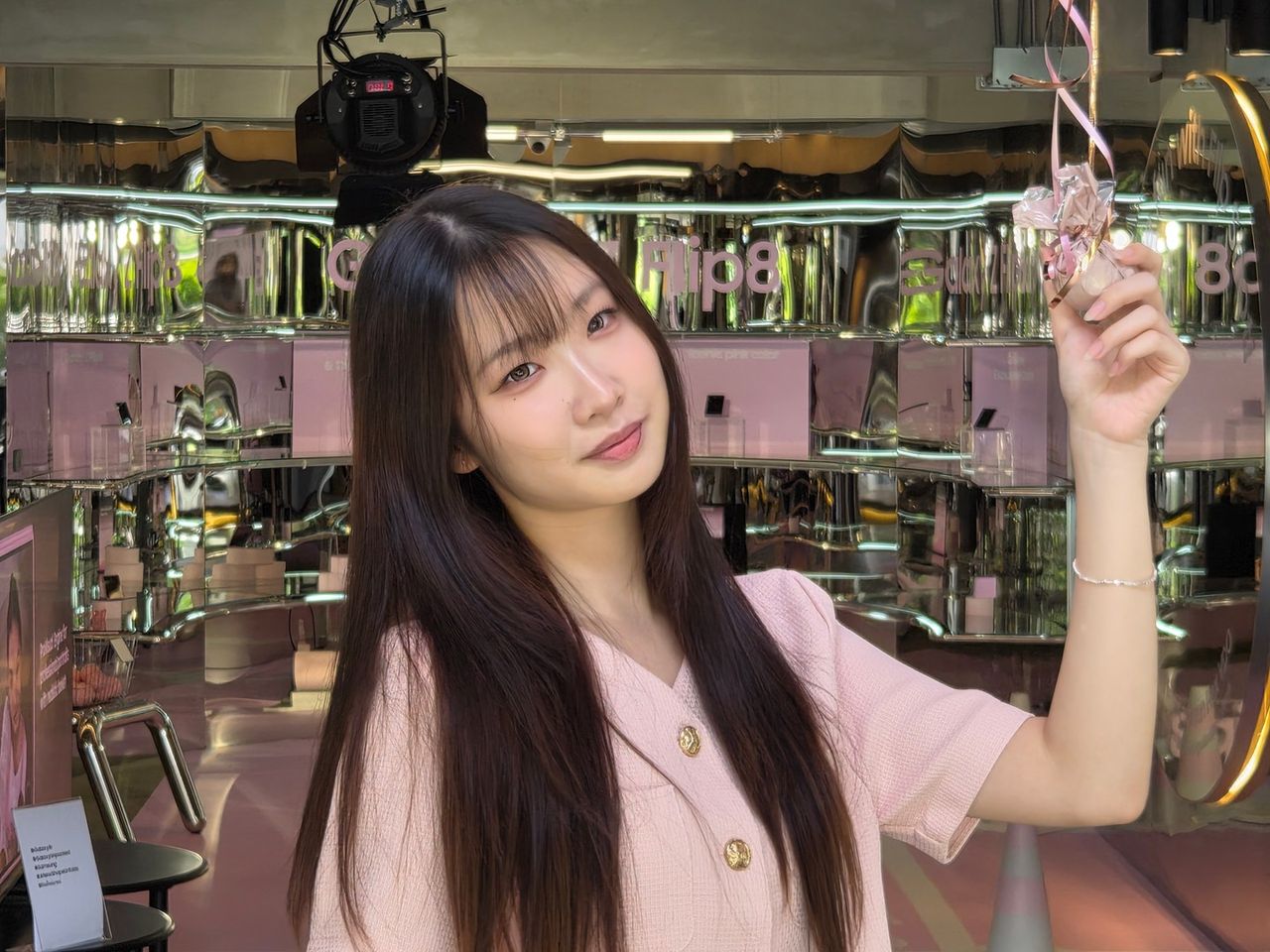 ภาพจากกล้อง Galaxy Z Fold 8