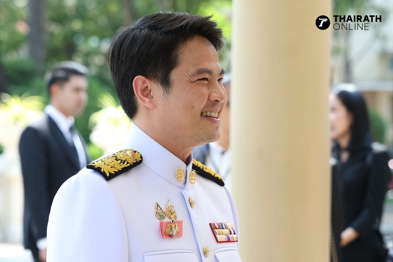 นายภราดร ปริศนานันทกุล รัฐมนตรีประจำสำนักนายกรัฐมนตรี