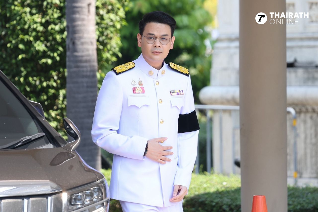 นายไชยชนก ชิดชอบ รัฐมนตรีว่าการกระทรวงดิจิทัลเพื่อเศรษฐกิจและสังคม