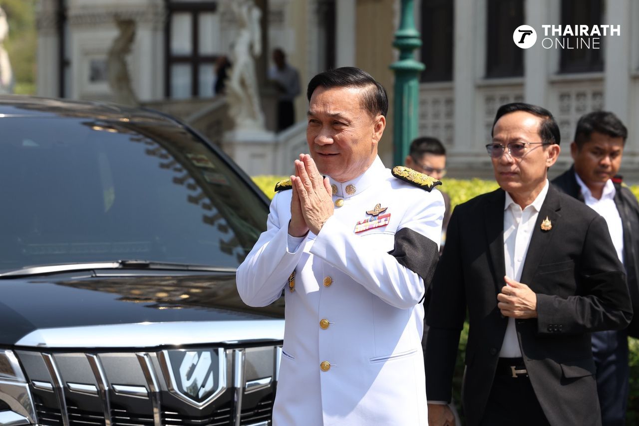 นายทรงศักดิ์ ทองศรี รองนายกรัฐมนตรี