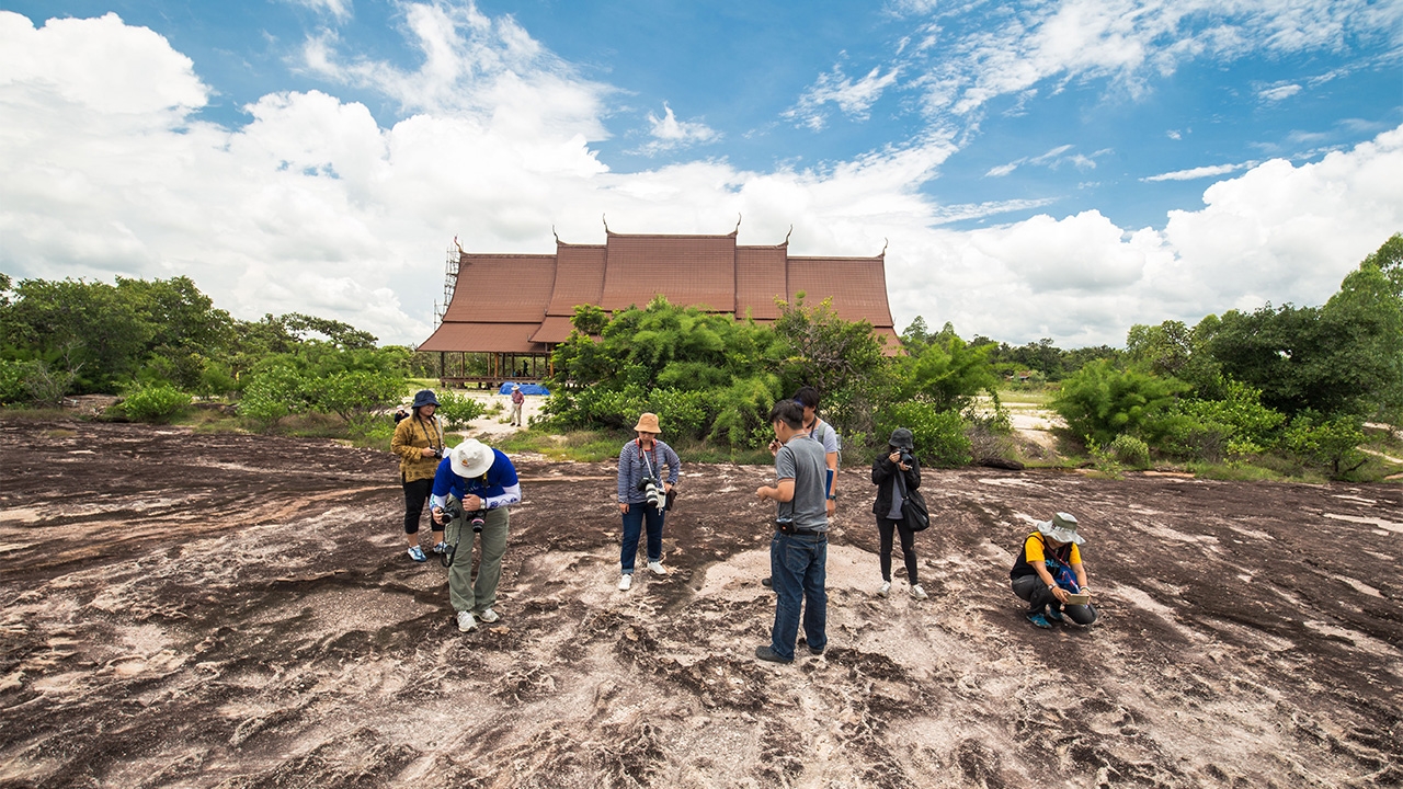 เที่ยวอาณาจักรหินทราย 100 ล้านปี ของดีที่เกือบลูกลืม