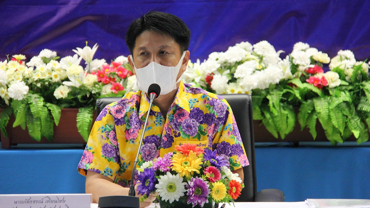 ผู้ว่าฯชลบุรี สั่งคลายล็อก เข้า-ออกเกาะล้าน นักท่องเที่ยวรอไปก่อน