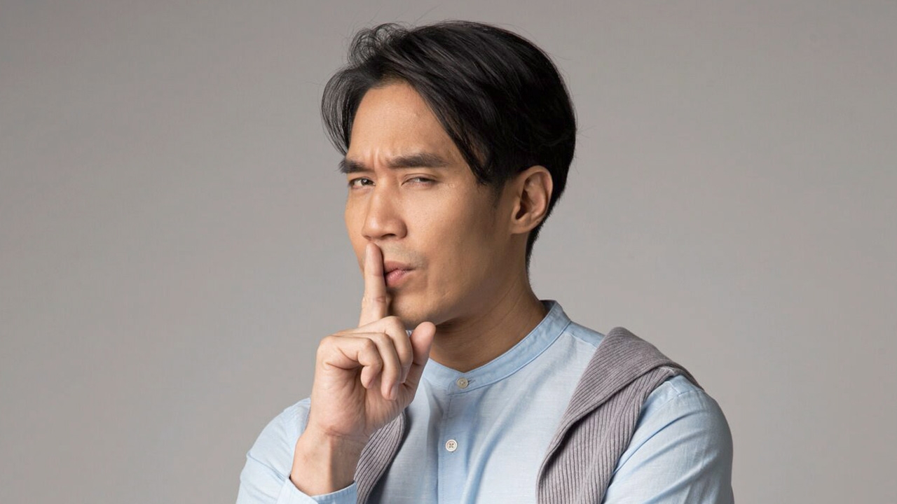 "ดอม" ท้าทายบทเกย์ ได้ถ่ายทอดชีวิตชาวสีม่วง ในละคร "อุ้มรักเกมลวง"