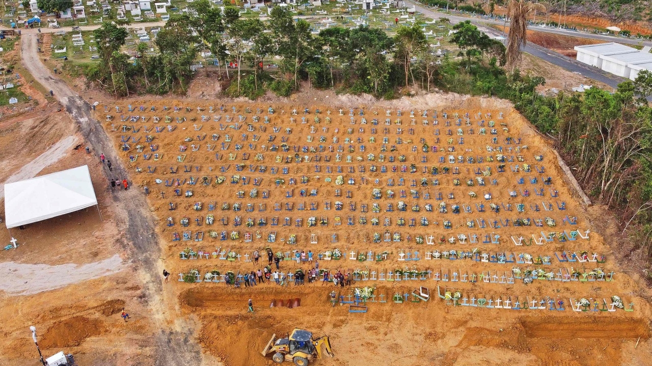 ไหนว่าไข้หวัด นายกเล็กบราซิลเผยศพโควิด-19 ตายเกลื่อนเหมือนหนังสยองขวัญ