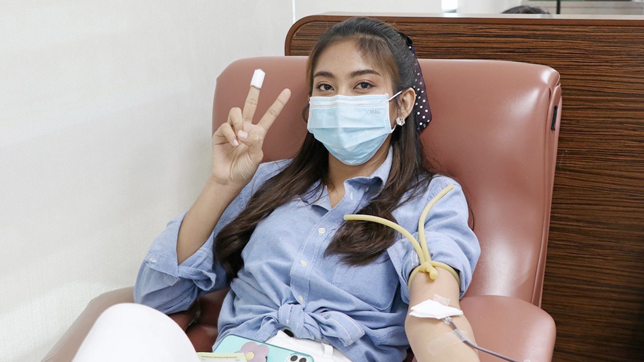 "แอมมี่" นำทีมศิลปิน "ลูกทุ่งไอดอล" บริจาคโลหิตต่อชีวิตผู้ป่วย