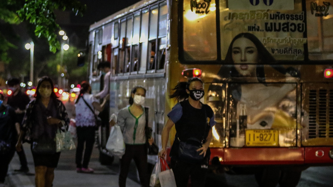 ขยาย พ.ร.ก.ฉุกเฉิน ถึง 31 พ.ค. อะไรยังทำไม่ได้บ้าง ดับฝันแพลนเที่ยวพักร้อน