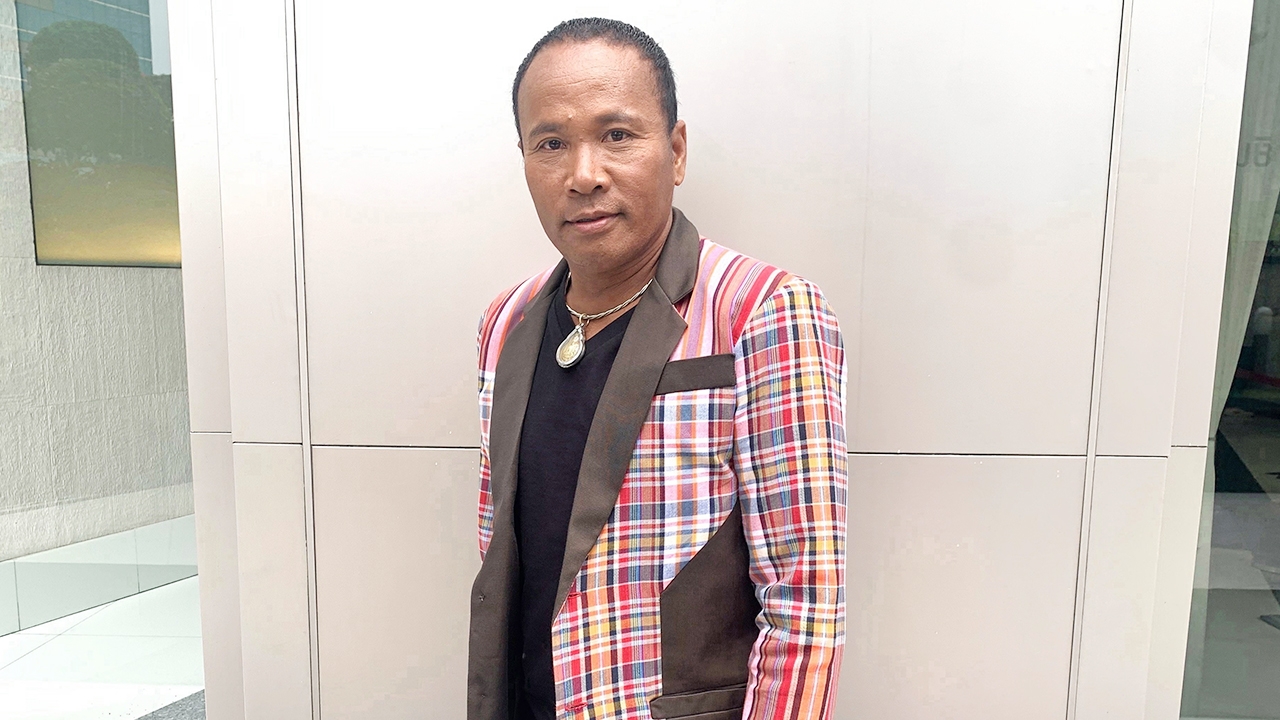 "ไมค์ ภิรมย์พร" แบ่งปันน้ำใจสู้ภัยโควิด-19 เดินหน้าบริจาคน้ำปลาร้าแซ่บไมค์-หน้ากากอนามัย