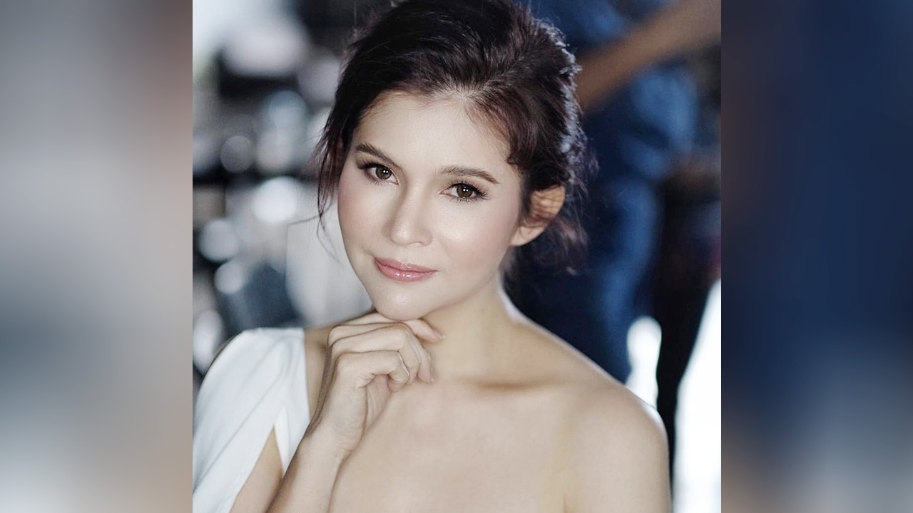 แอนนี่ บรู๊ค ไม่ลืม โพสต์ขอบคุณ ธัญญ่า-พีเค ช่วยสานฝันให้ค่าเรียนลูกชาย