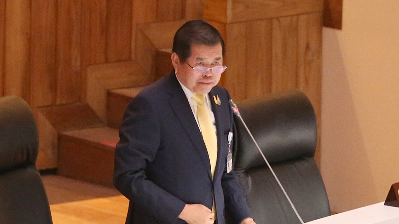 “นิพนธ์” เน้นย้ำแก้ปัญหาน้ำประปาขาดแคลน จ่อขยายท่ออีก 20 เส้นทางในปี 64