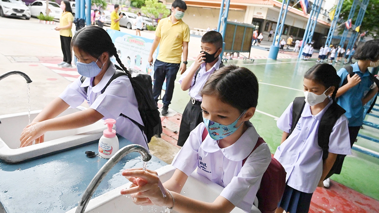 เด็กน้อย ปัญหาของการปิดโรงเรียน และเปิดอย่างไรให้ปลอดภัย ตอนที่ 2