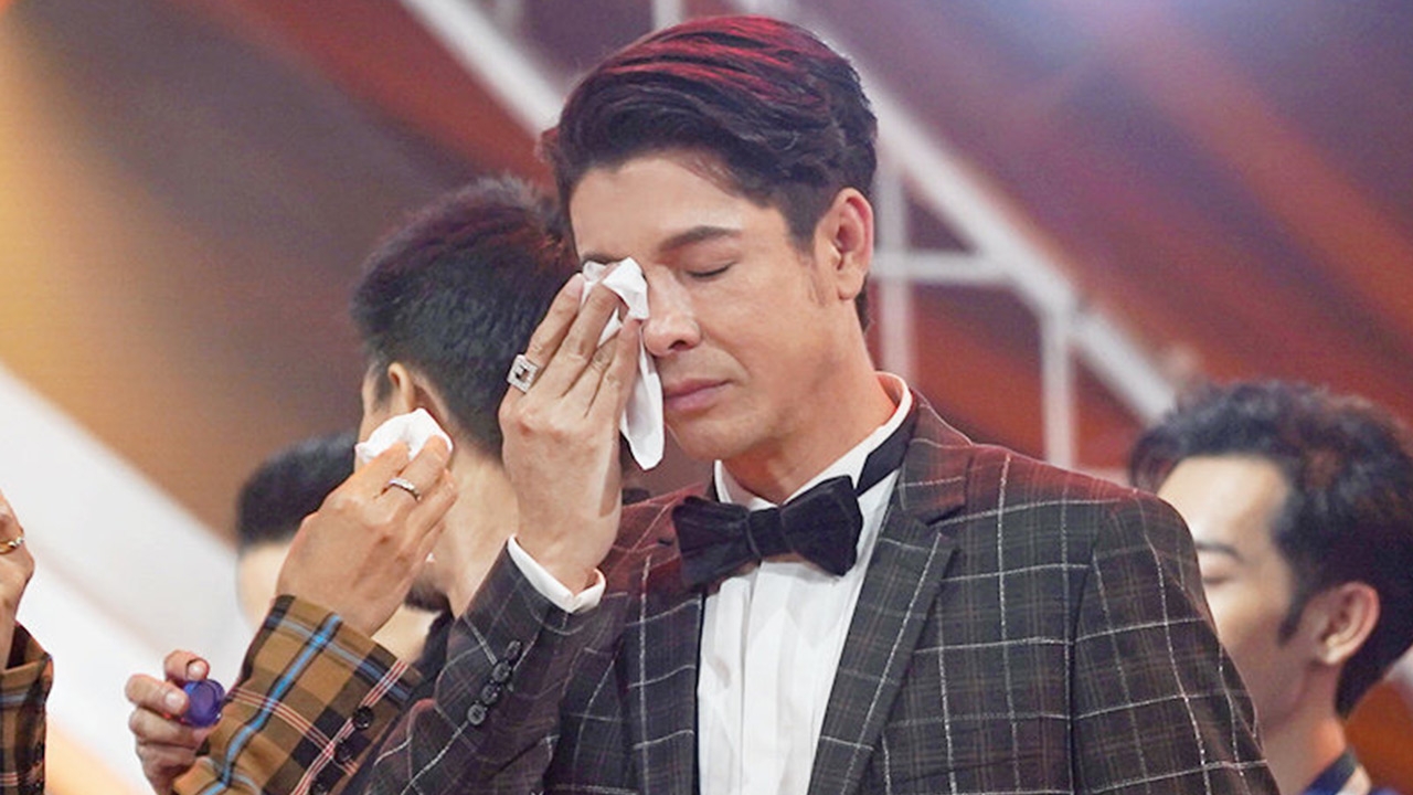 สุดกลั้น “ก๊อท” น้ำตาแตก ฟังเรื่องสุดร้าวของนักร้องสาวน้อย