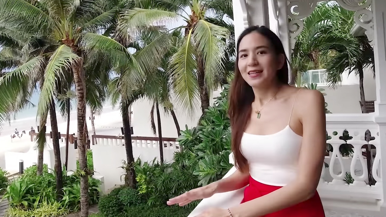 พลอย ชิดจันทร์ เที่ยวหัวหินคืนละแสน ชอบที่พักจนสามีทุ่มเงิน 28 ล้านซื้อให้