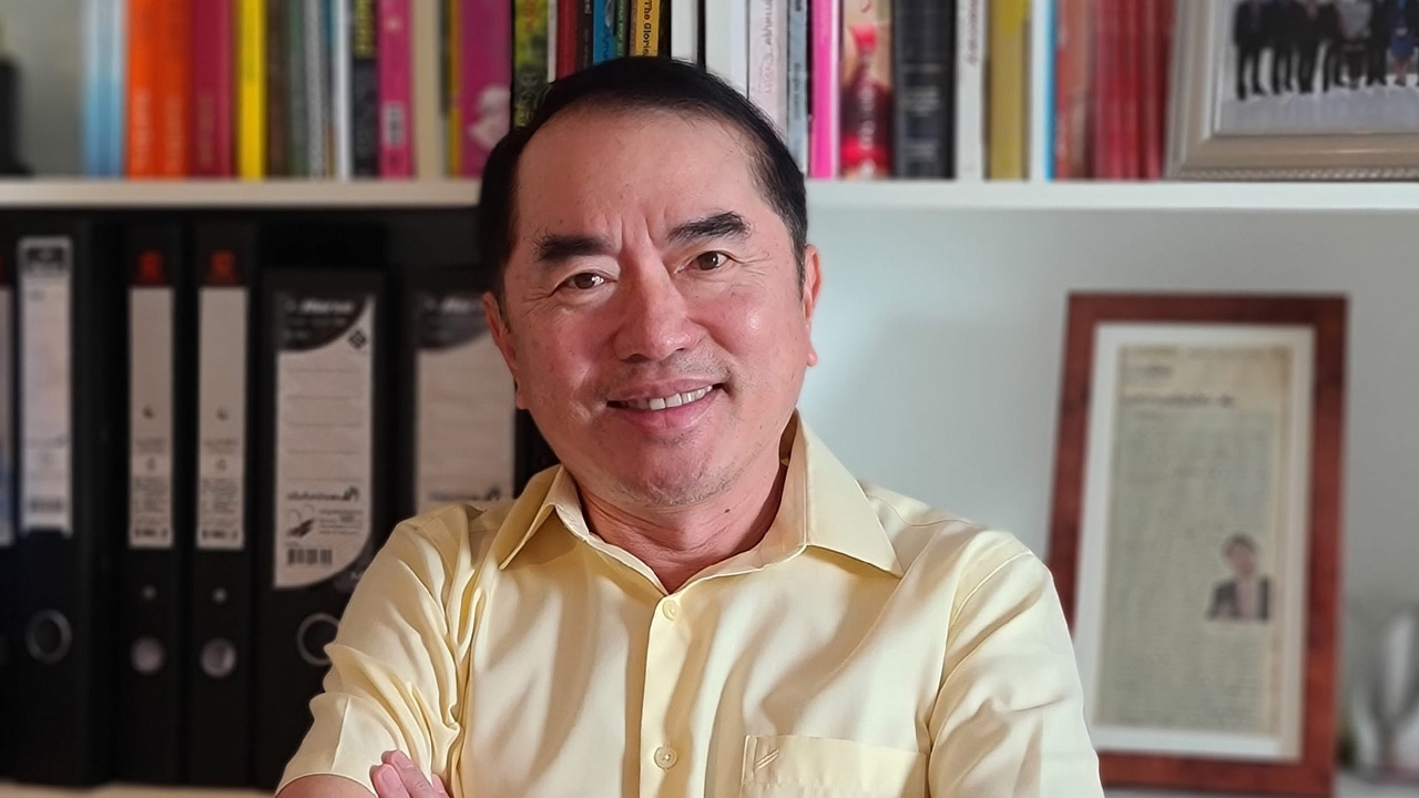 "วรงค์" มาตามนัด โพสต์เฟซฯ 15 ชื่อ ท้า คณะก้าวหน้า โชว์หลักฐานโอนเงิน