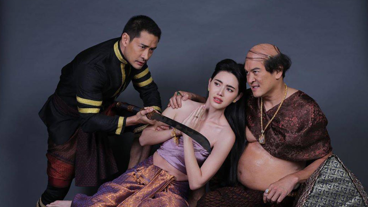 เปิดภาพ ชาคริต ทุ่มเทเพื่องาน พลิกลุคเป็น ขุนช้าง แวบแรกจำแทบไม่ได้