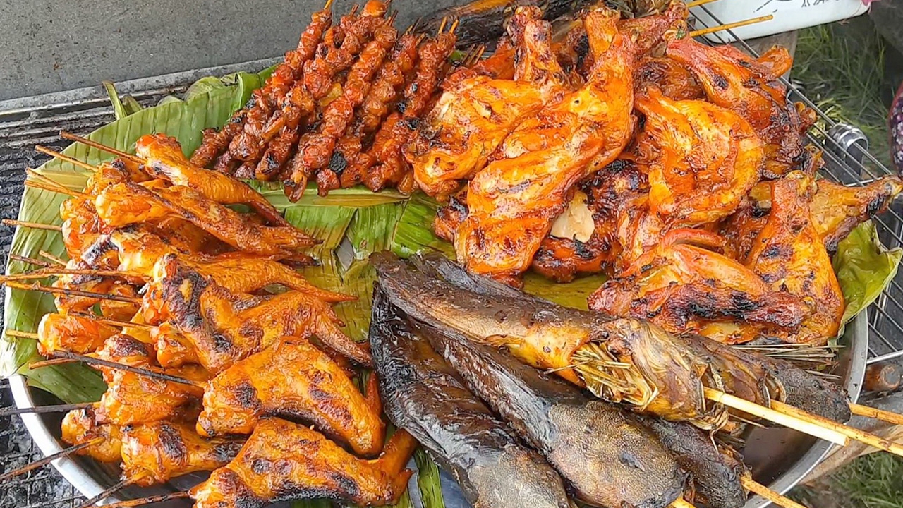 แม่ค้าแจงปมข้าวเหนียวแพง ยอมรับคิดเงินผิด โอดเงินแค่ 10 บาทคืนให้ได้