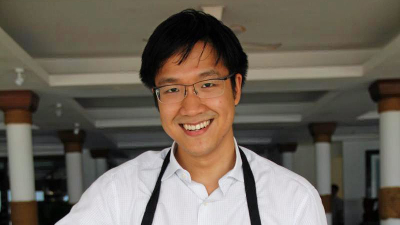 "กิตติศักดิ์ ปัทมะเสวี" ปลื้ม ร้านพรุ ที่เดียวในภูเก็ตได้รับรางวัล