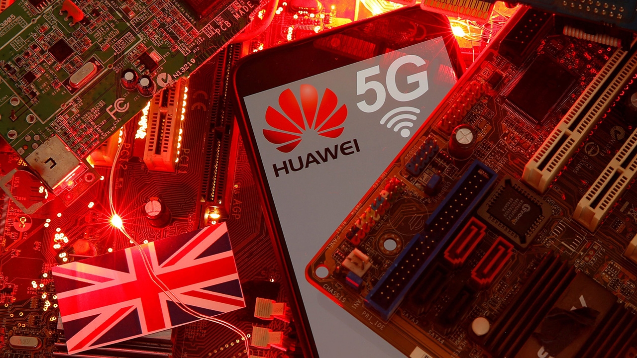 ทรัมป์อ้างผลงานตัวเอง บีบอังกฤษแบน 5G หัวเว่ย