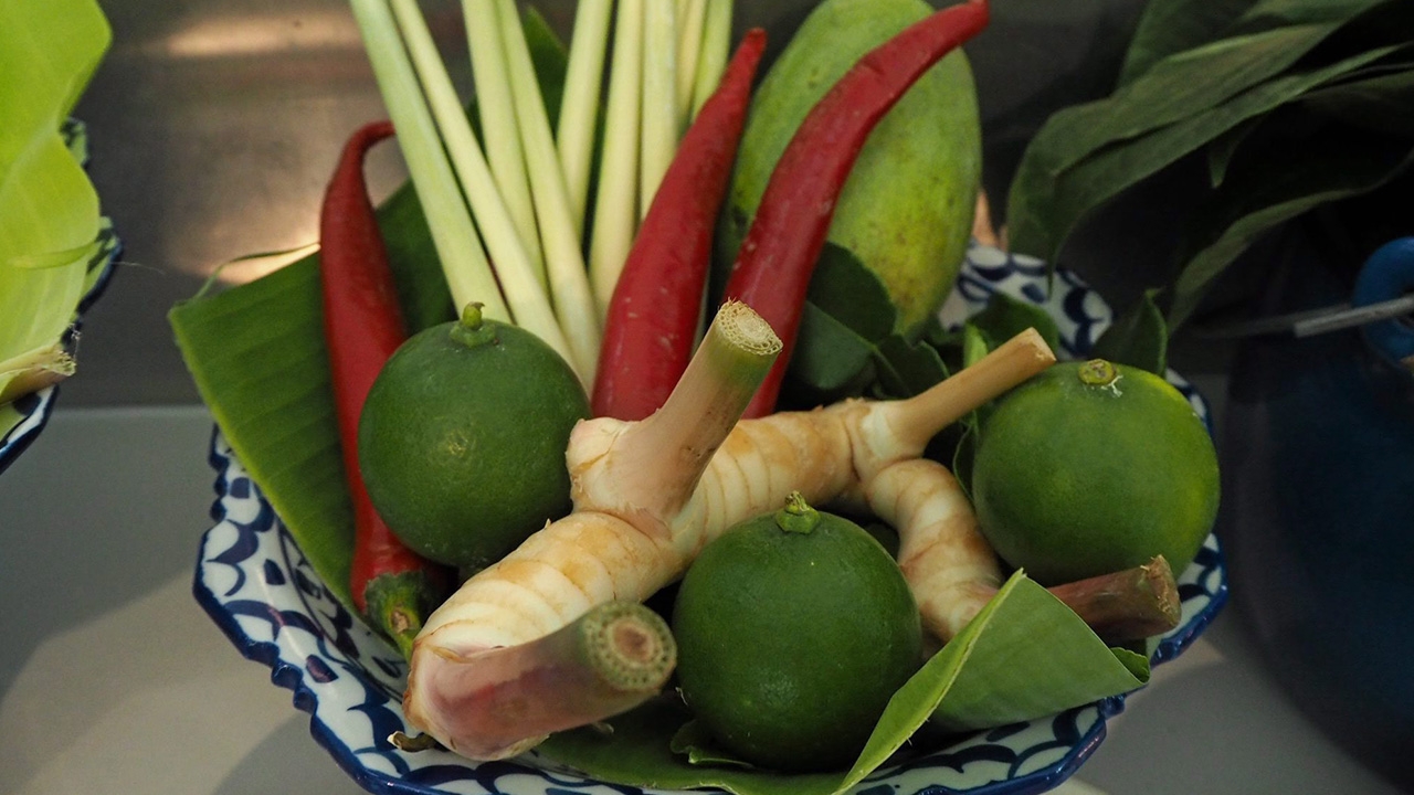 รู้แล้ว ทำไม "ตะไคร้หอม" สมุนไพรธรรมดาๆ อีก 12 ชนิด เป็นวัตถุอันตราย