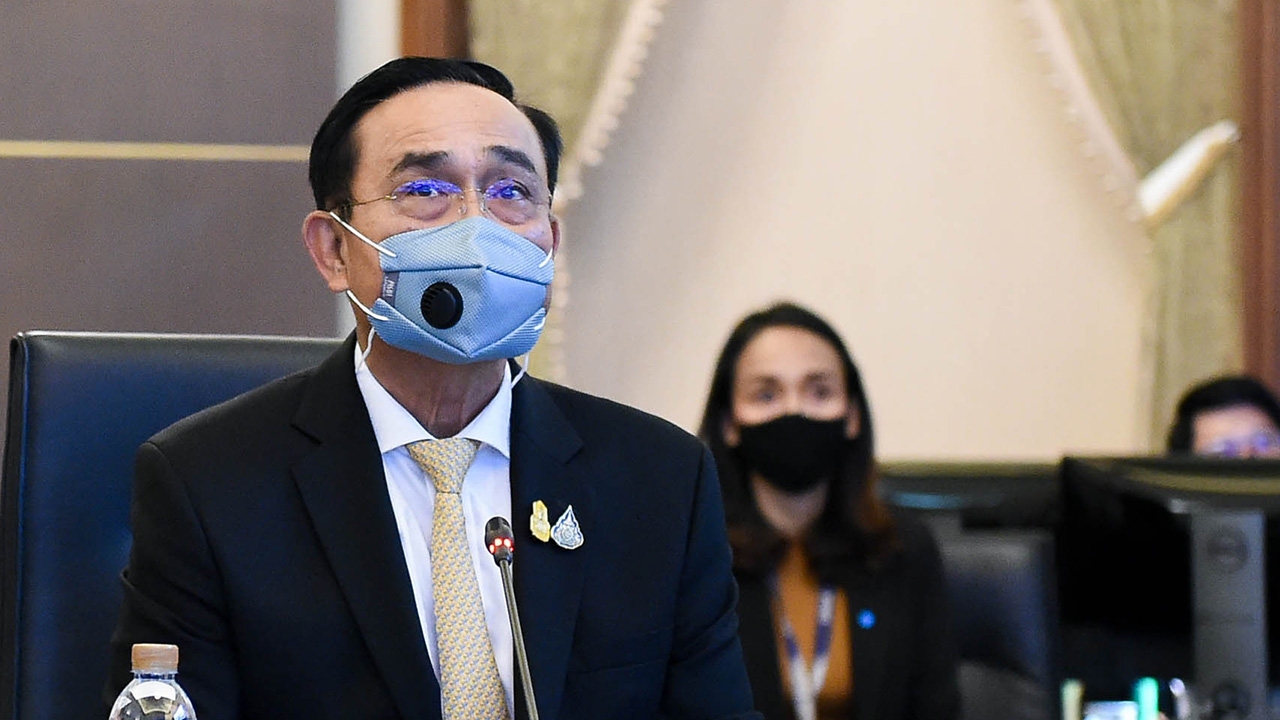 นายกฯ ถก ศบค.วงเล็ก หารือคลายล็อก เฟส 6-ต่ออายุ พ.ร.ก.ฉุกเฉิน