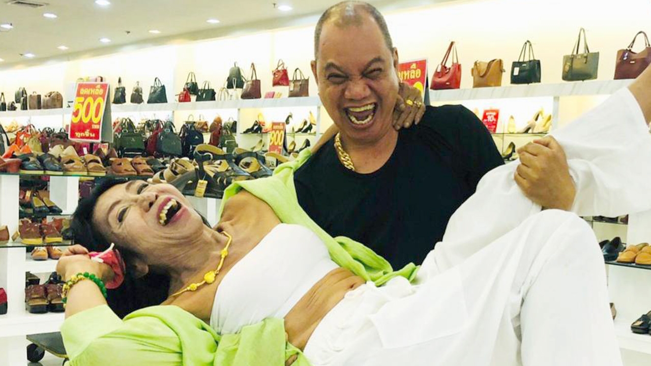 ตรงๆ อุ๊บ ตอบดัก สิตางศุ์ ถ้าเลิกทำคงโง่ งดพูดถึง พชร์ 