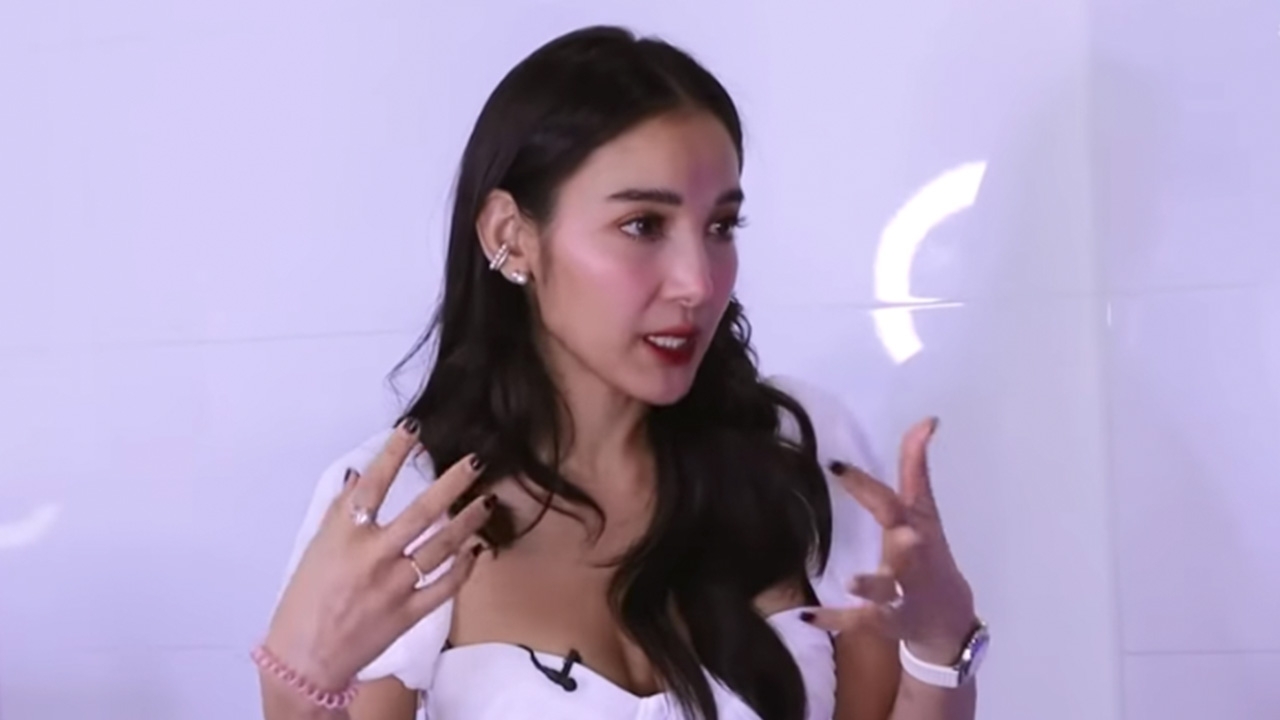 แพท เล่าถึง “รักครั้งแรก” ลั่นต้องรับมือให้ได้ถ้าลูกจะเป็น “เรซซิก้า” (คลิป)