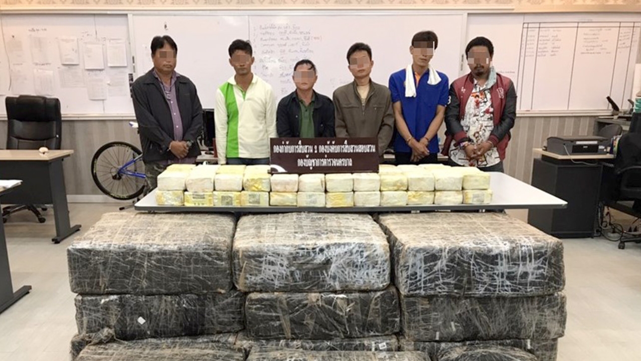 จับแก๊งขนยา ยึดไอซ์กว่า 800 กก.รวบ 6 ผู้ต้องหา คาดส่งใต้ ขายใน-นอก ปท.