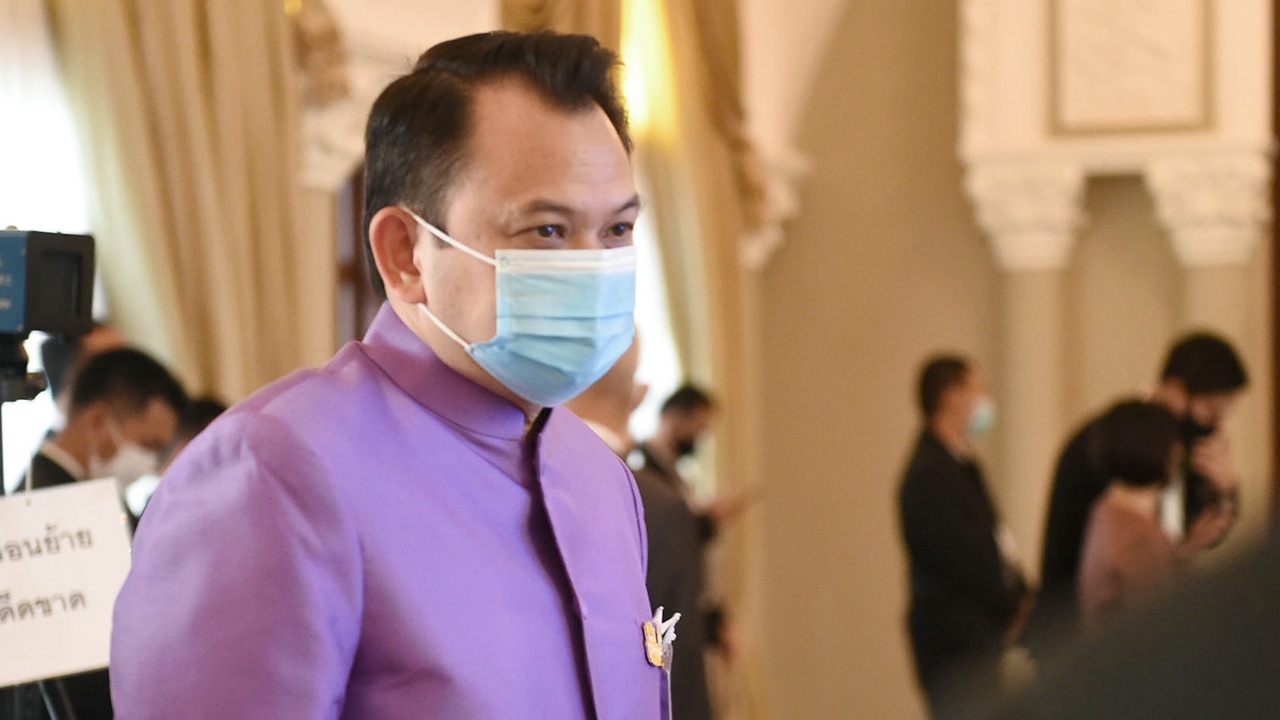 ศธ. เตรียมจ้างครูตกงาน 10,000 คน เป็นผู้ช่วยครูสอนเด็กปฐมวัย ชั่วคราว