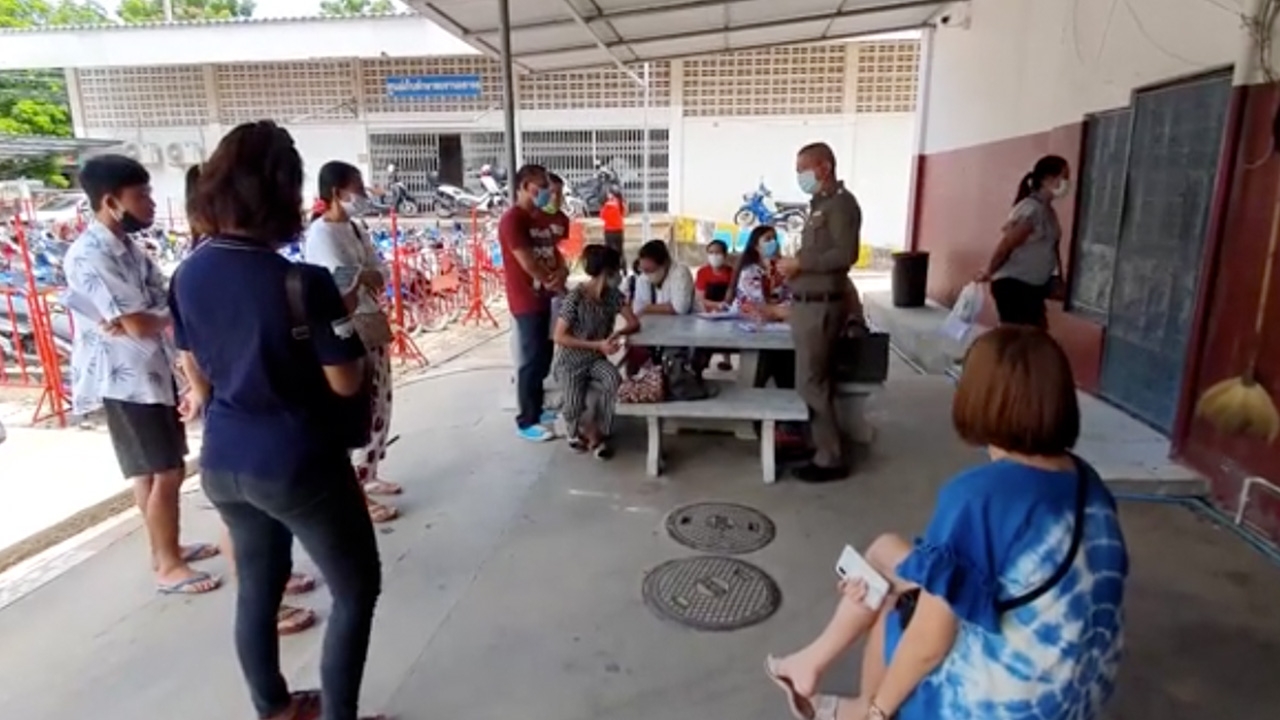 แห่แจ้งจับ "แหม่ม เศรษฐีแสนล้าน" เท้าแชร์ทอง ตุนเหยื่อสูญหลายล้านบาท