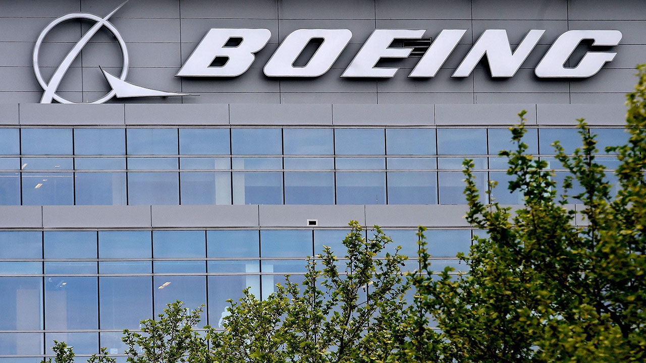 โบอิ้งรับส่งขีปนาวุธให้ไทย