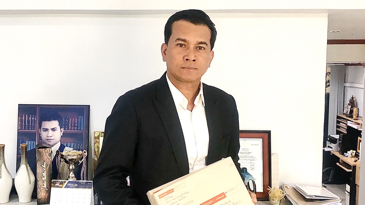 “เชาว์” ส่งคำพิพากษาศาลฎีกา รายงาน คอป. ปมคนเสื้อแดงถึง “ธนาธร-ปิยบุตร”