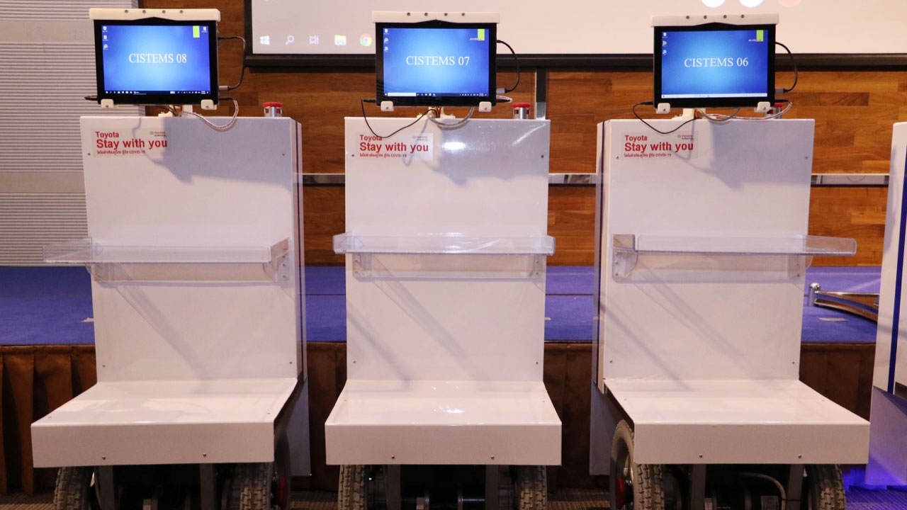 TOYOTA ส่งมอบหุ่นยนต์ปฏิบัติการช่วยเหลือผู้ป่วยโควิด-19 ใน 5 โรงพยาบาล 