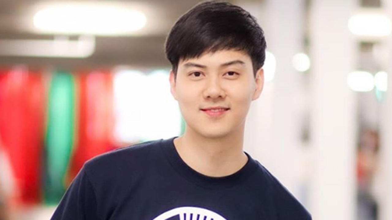 ซุบซิบกับหมวยแซบ :  ต้น มูฟออนเล็กๆ สไตล์ผู้ชายสายละมุน
