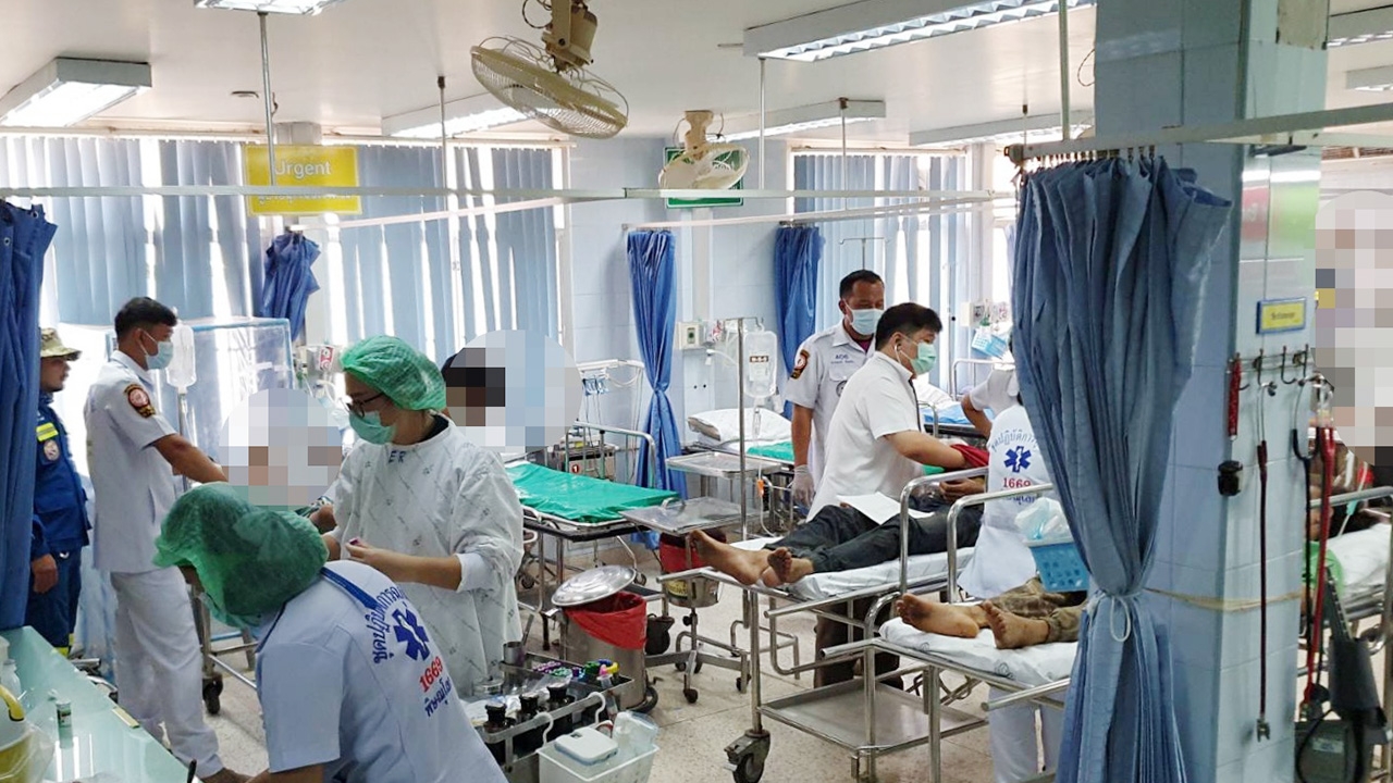 4 ชีวิตหลงป่า 7 วันยังดูอิดโรย หมอ รพ.วังทอง ให้นอนดูอาการ 1 คืน