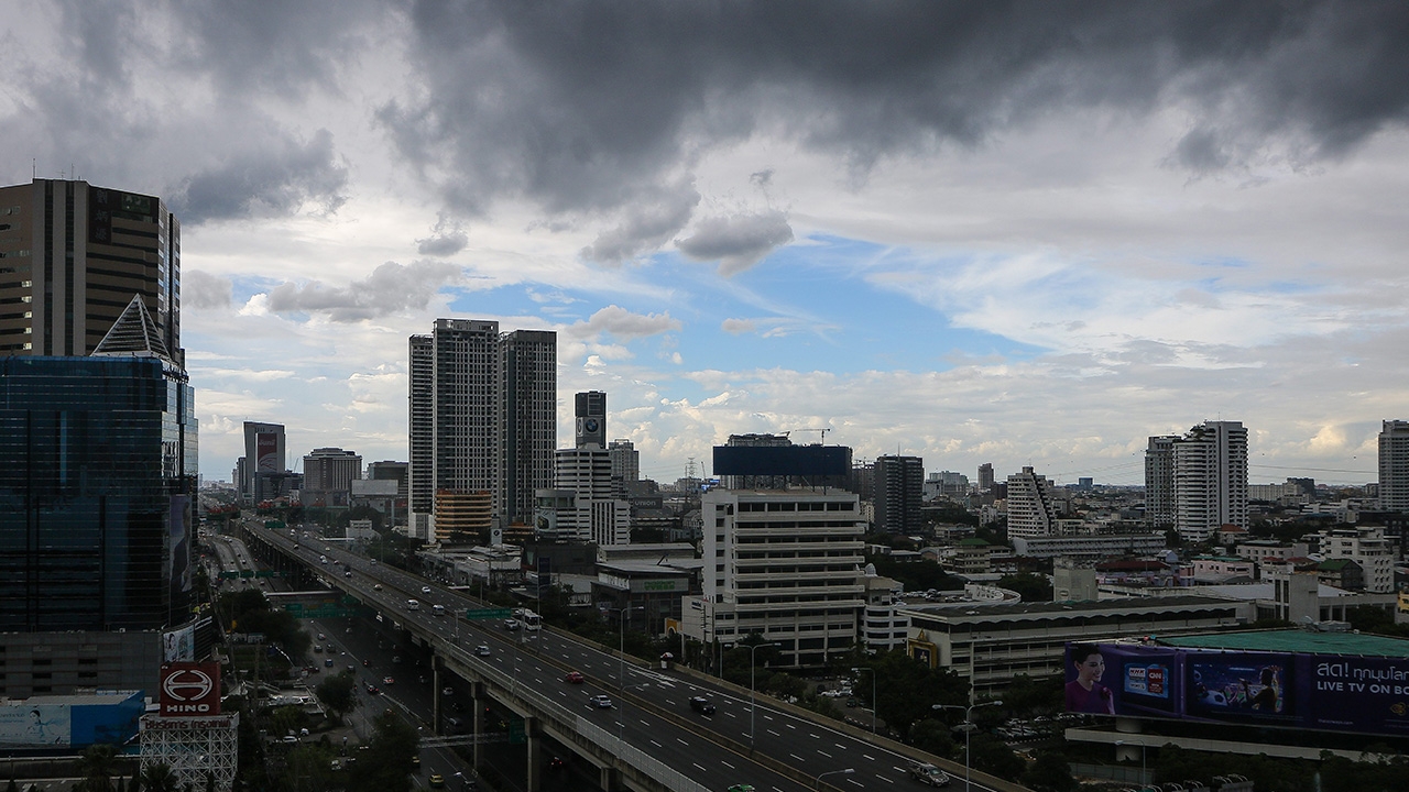 ไทยตอนบนร้อน-มีฝนฟ้าคะนอง พายุไซโคลน ‘อำพัน’ จ่อเข้าอ่าวเบงกอล