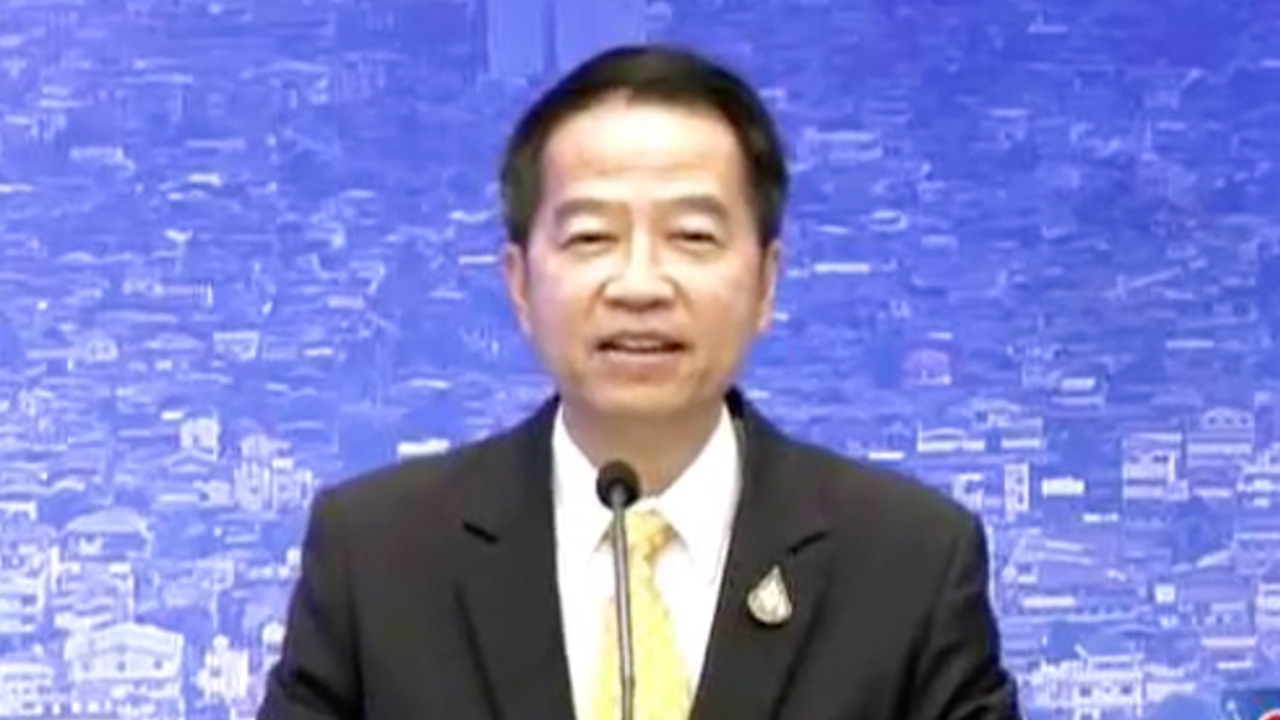 ปลัดพณ.เผย รัฐ จ่อ พักหนี้เกษตรกรกองทุนฟื้นฟู 900 ล้าน ชู ประกันรายได้