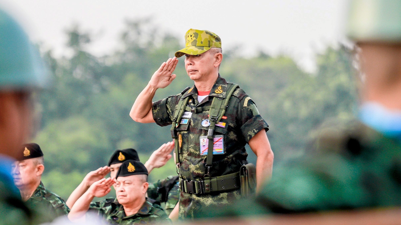 ผบ.ทบ. จัดแถว “ผู้พัน” เด้ง พัน.สพ.กระสุน เซ่นจ่าคลั่ง พร้อมปรับลอตใหญ่